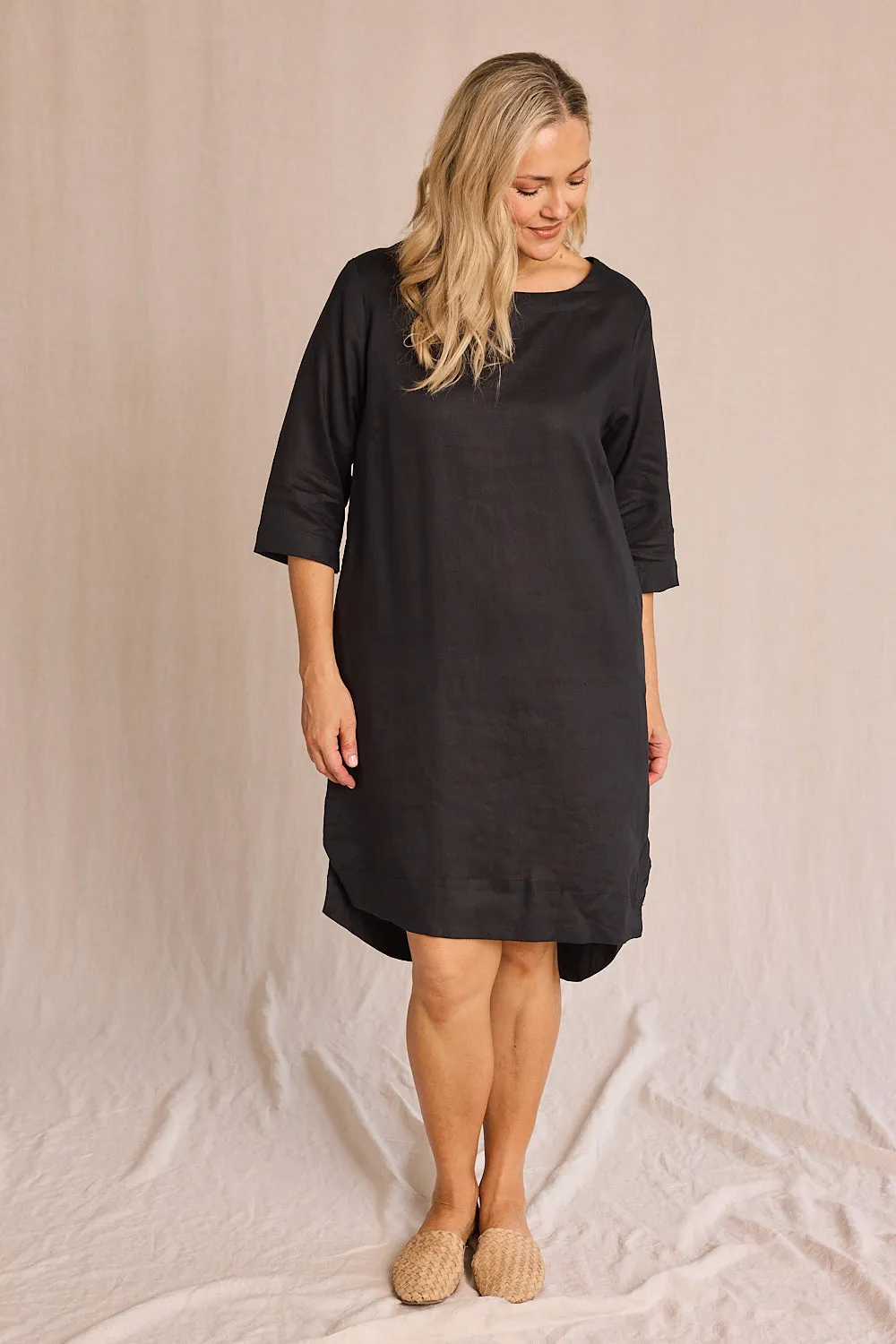 Boatneck Linen Shift Dress in Black