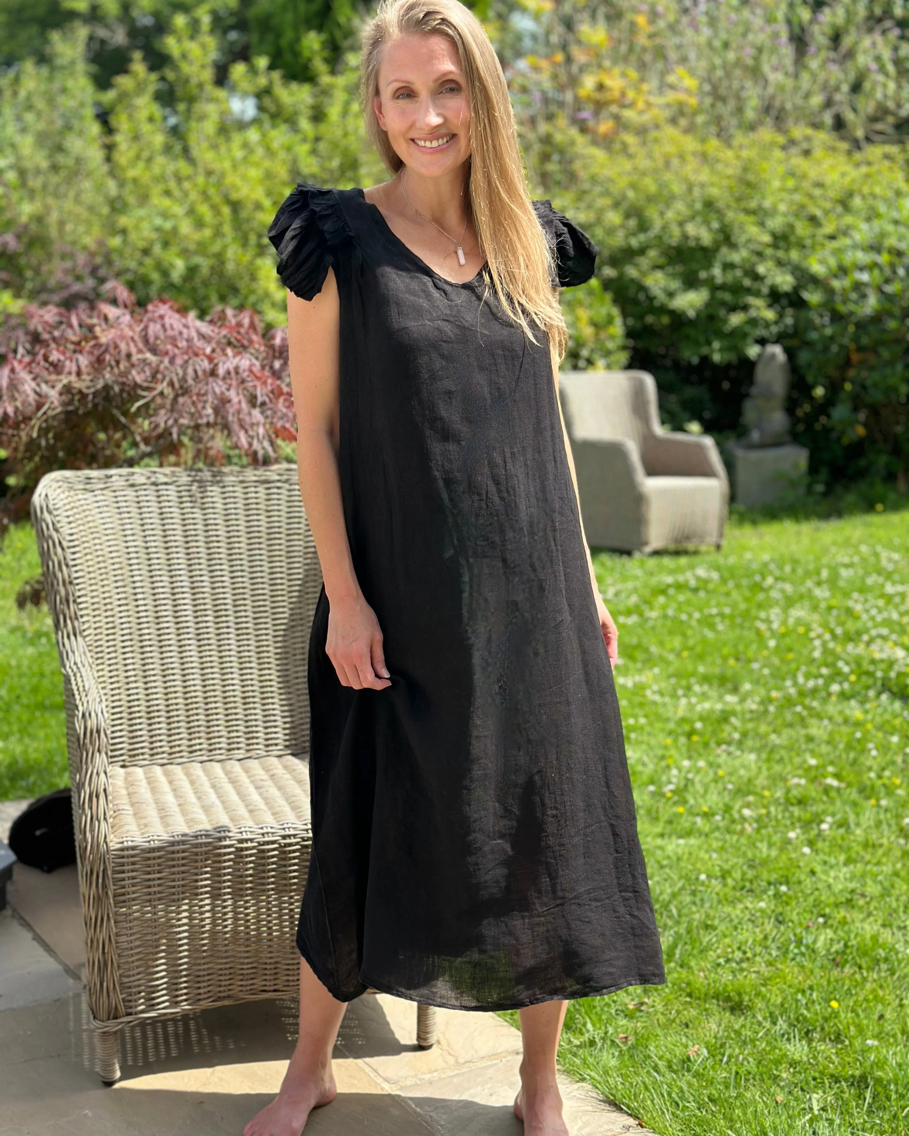 Frill Sleeve Linen Dress - Black