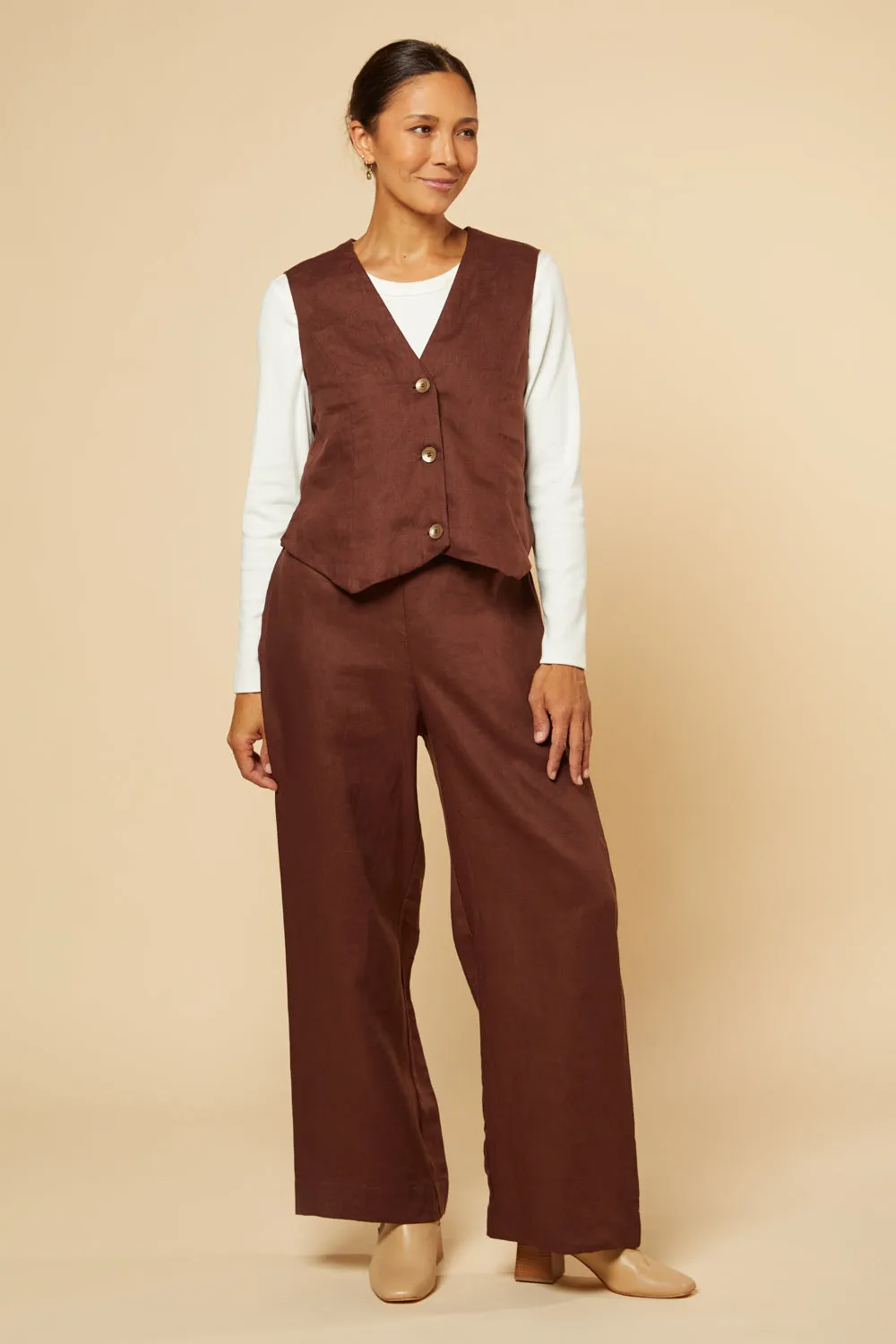 Linen Waist Coat in Raisin