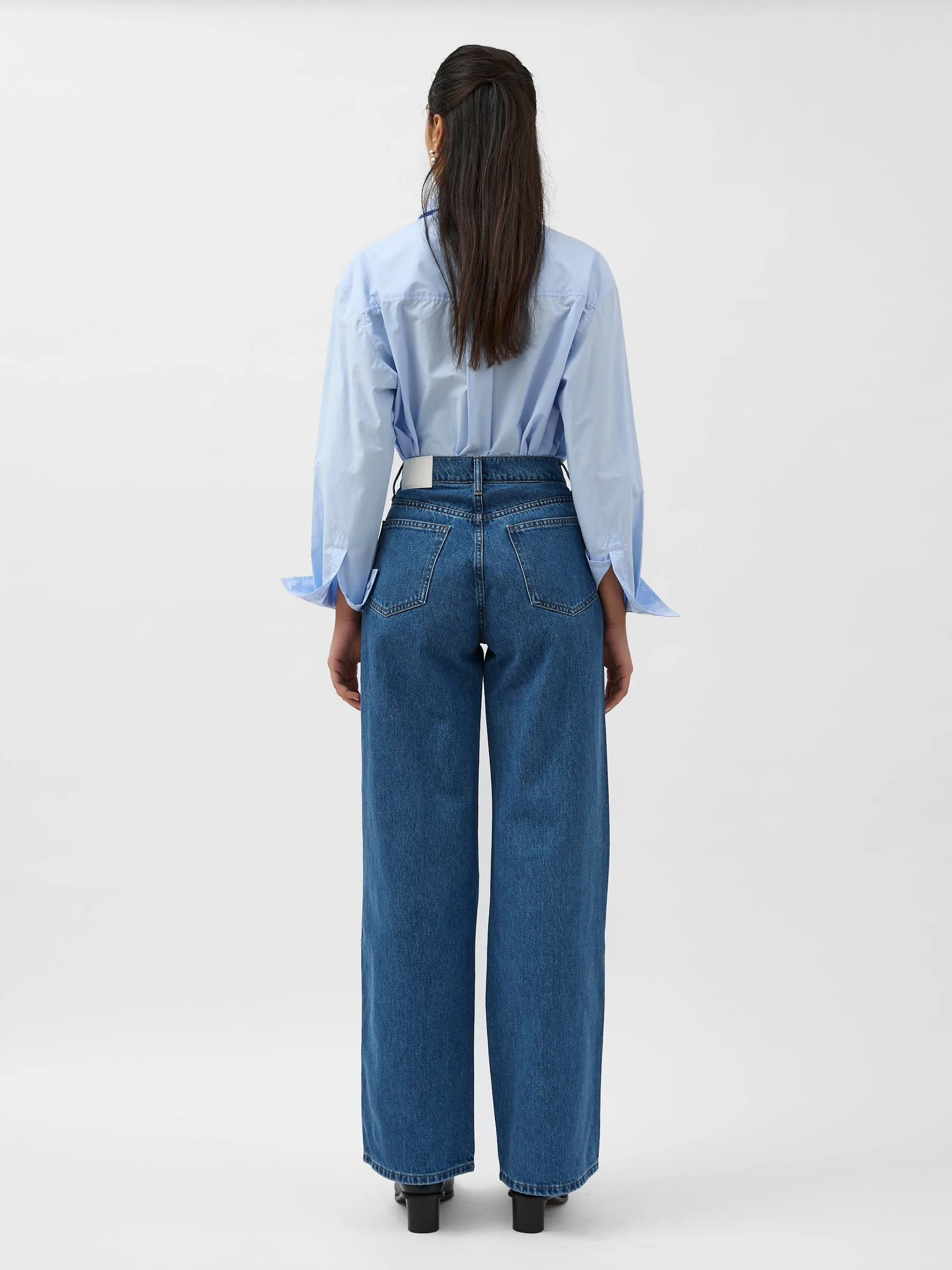 Mid Rise Wide Leg Jean