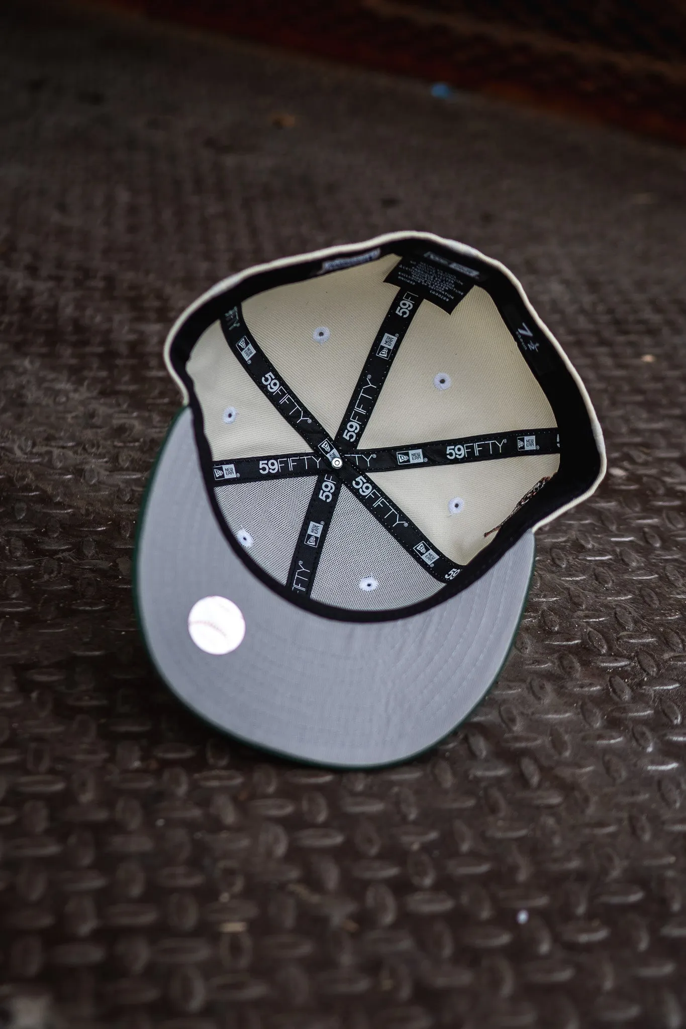 New Era Chicago White Sox Gray UV Cap - Off White & Forest Green