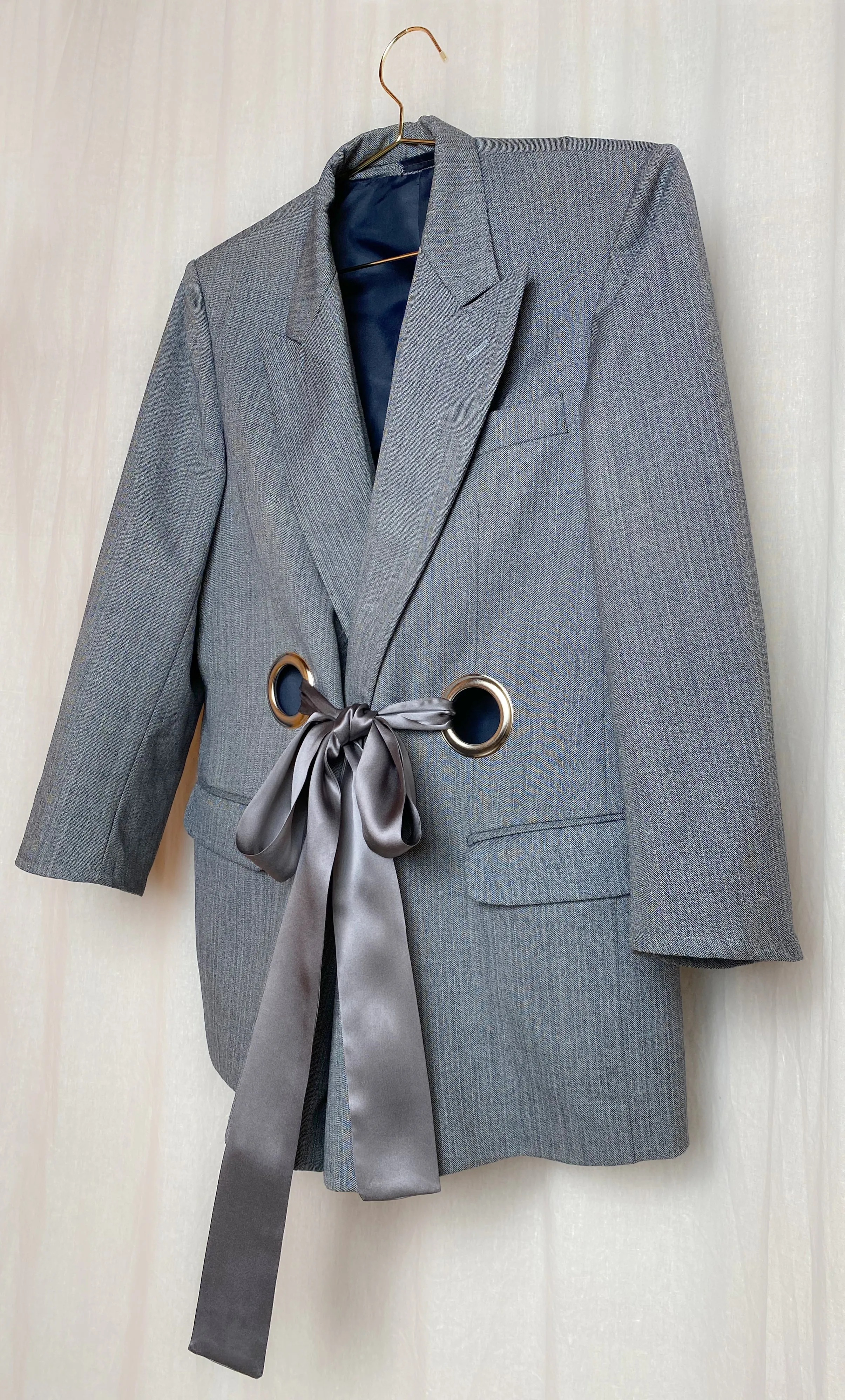 OUT OF OFFICE SUIT JACKET [ Wool, Grey Tie Blazer, Silver Eyelets, Up To Size Medium / Large ]